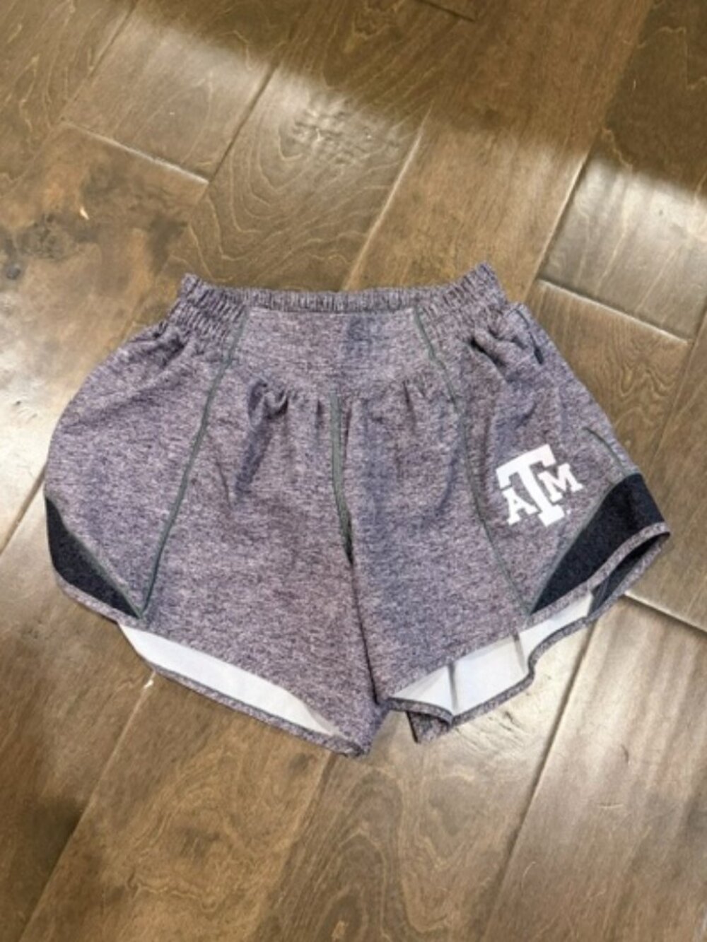 Lululemon Hotty Hot Shorts Texas A&M Adult Size 2